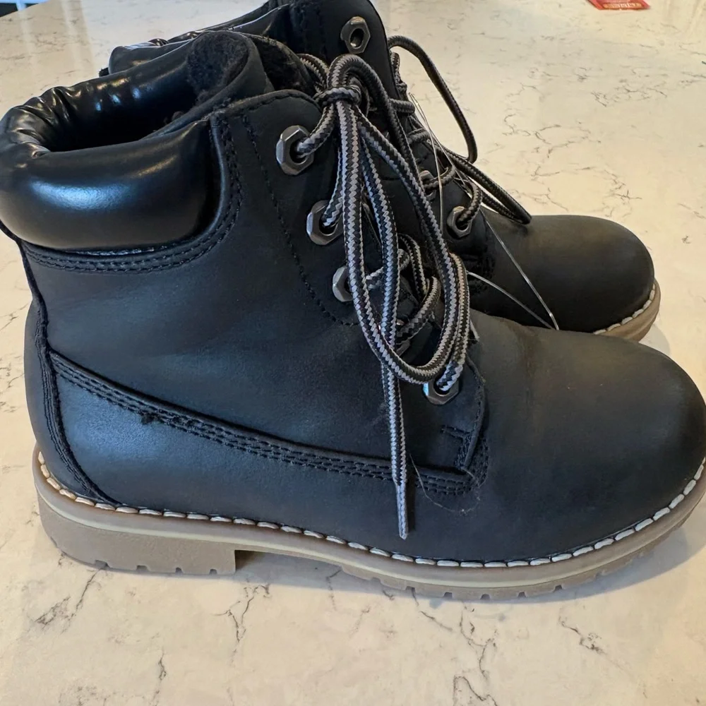 Boys Insulated Snow Boots Winter‎ Black Lace-Up Rugged Sole Kids SZ 13